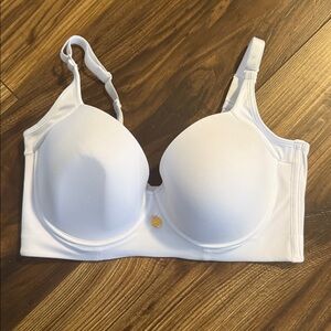 Leonisa Back Smoothing Bra with Soft Full Coverage Cups